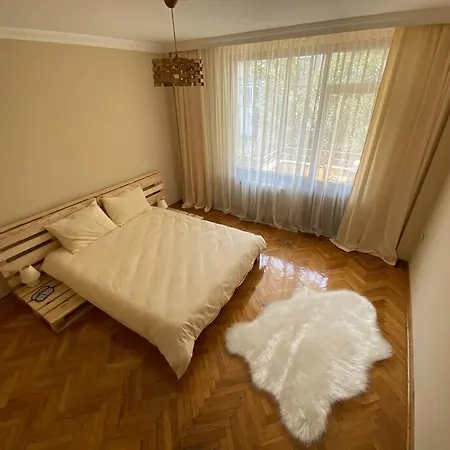 Arty House In Tesvikiye Heart Of Nisantasi Apartment *